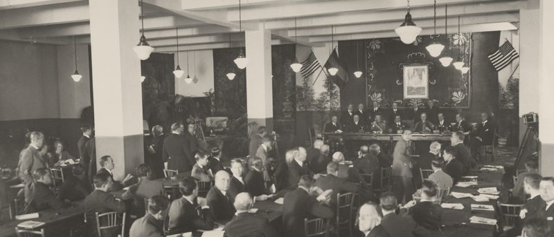 Aspecto del salón donde se celebró la ceremonia inaugural del servicio telefónico entre España y los Estados Unidos